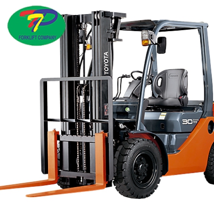 Xe nâng dầu TOYOTA 3 tấn