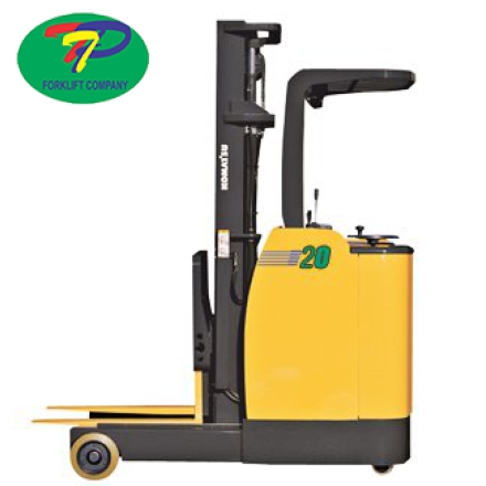 Xe nâng điện đứng lái KOMATSU 2 tấn 